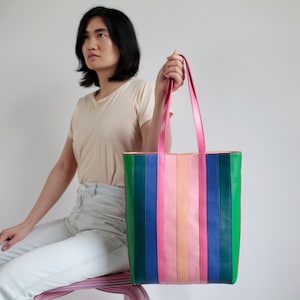 Schultertasche "PINK MIX" bunt gestreift , Handtasche, Ledertasche, Ledertote
