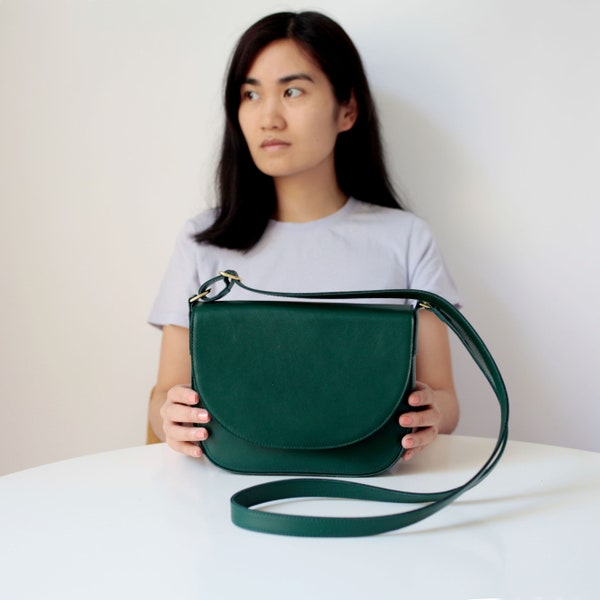 Crossbody Saddle Bag Forest Green Leather, minimalistic shoulder bag