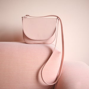 Crossbody Saddle Bag Blush Leather, minimalistic shoulder bag