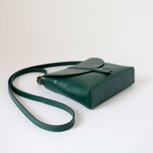 Crossbody Box Bag Forest Green Leather, bolso de cartera, bolso de cuero, bolso de hebilla imagen 5