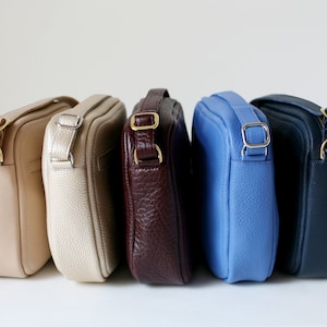 Minimalistische Schultertasche ZIP M Leder Bordeaux, Schultertasche, Ledertasche, Handtasche, 7 Farben erhältlich
