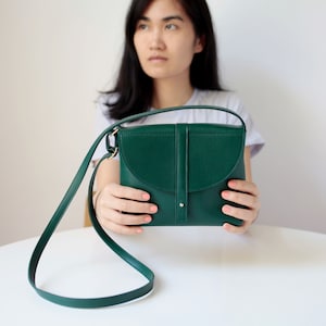 Crossbody Box Bag Forest Green Leather, bolso de cartera, bolso de cuero, bolso de hebilla imagen 6