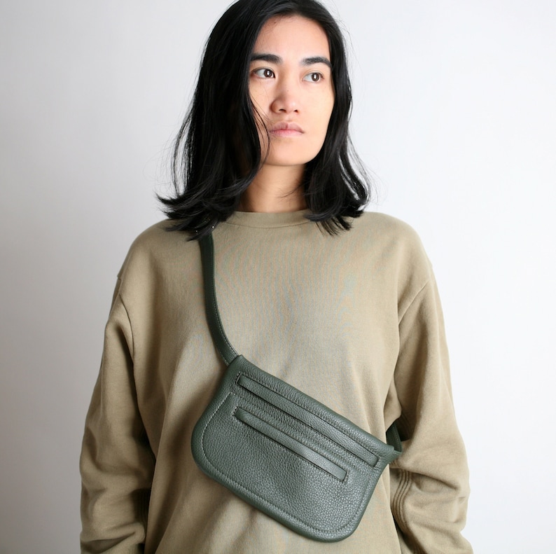 Pochete de couro verde Loden: bolsa de cinto com zíper duplo imagem 1