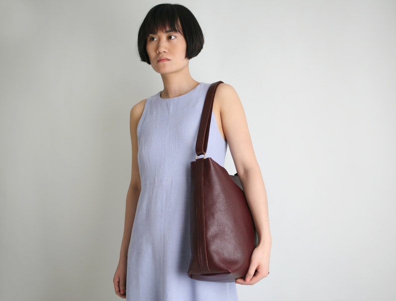 Hobo Bag Bordeaux Leather, Bucket Bag, Multifunctional Crossbody Bag, Big Shoulder Bag, Tote Bag Bordeaux/Gold