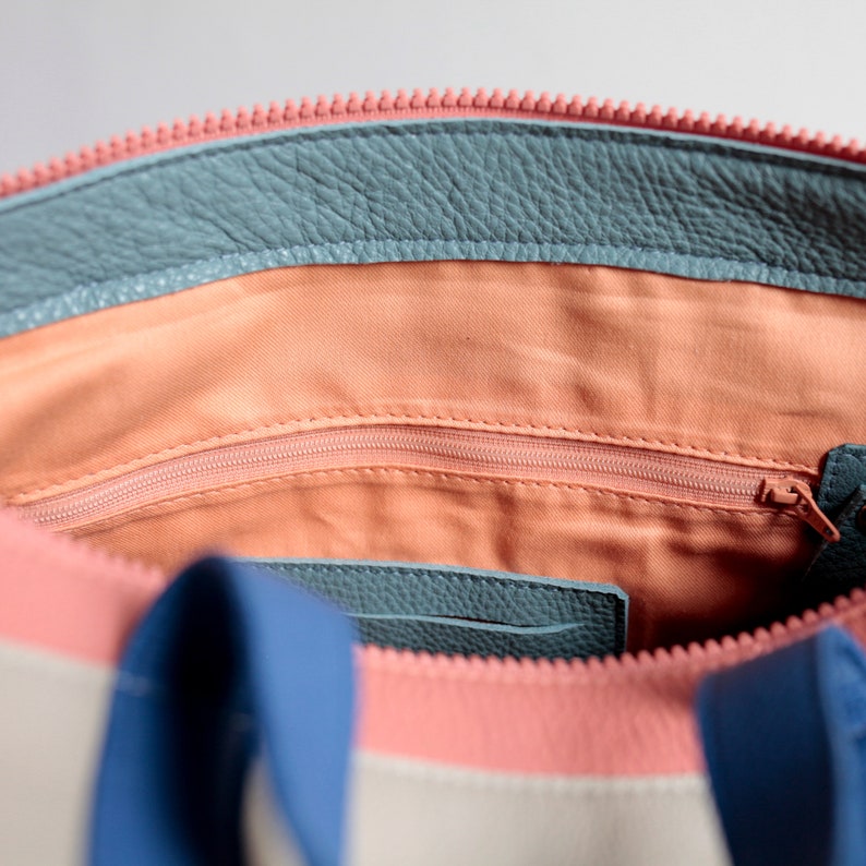 Duffel Bag 4 color mix , Weekender leather, travel bag, crossbody bag image 3