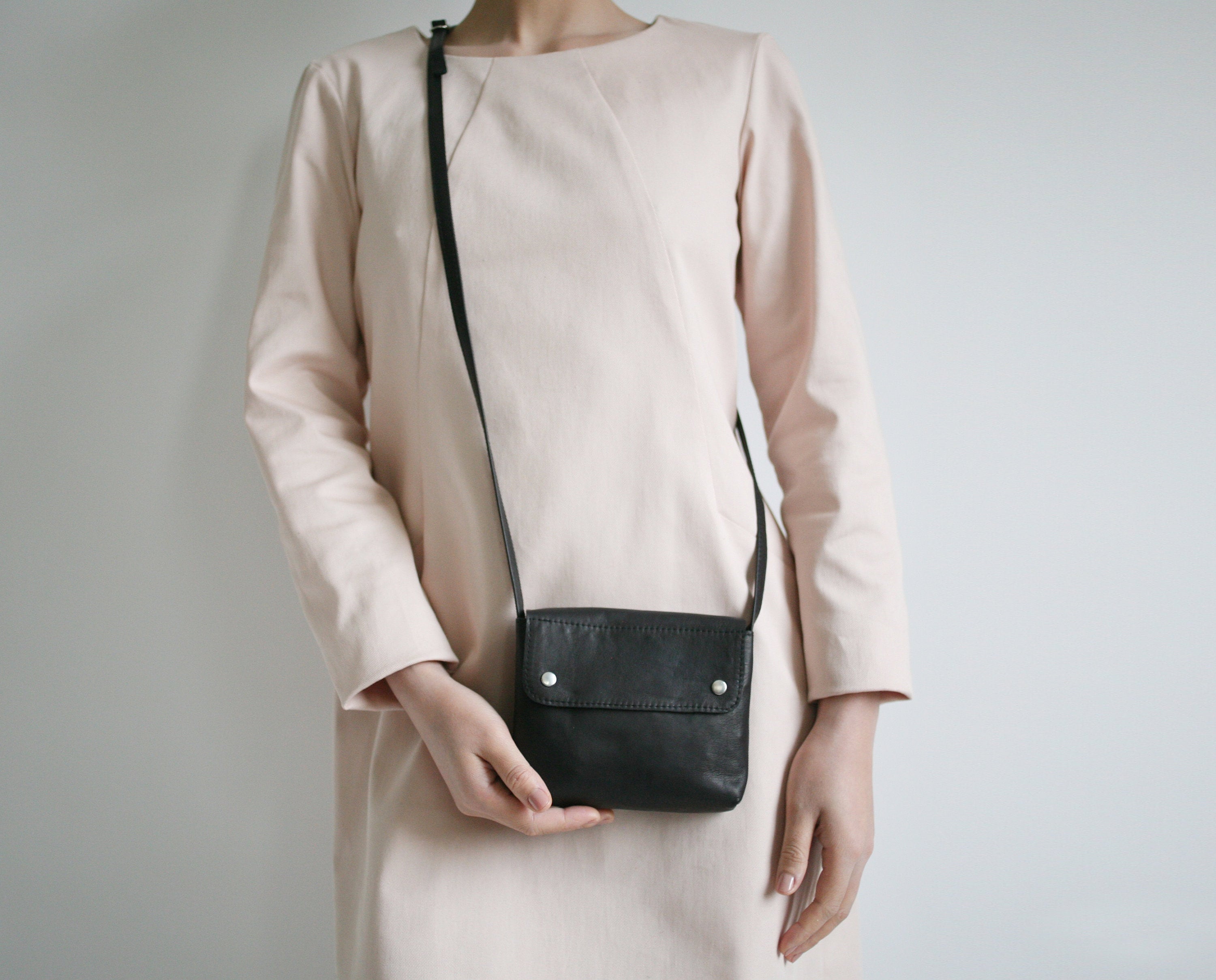 black mini crossbody purse