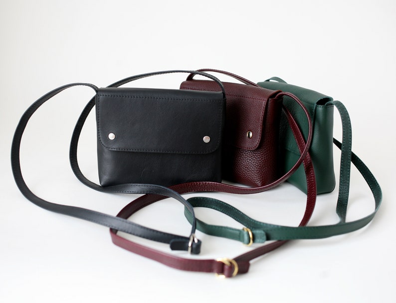Minimalistische Schultertasche echt Leder Schwarz, kleine Schultertasche, Handtasche, 3 Farben erhältlich image 1
