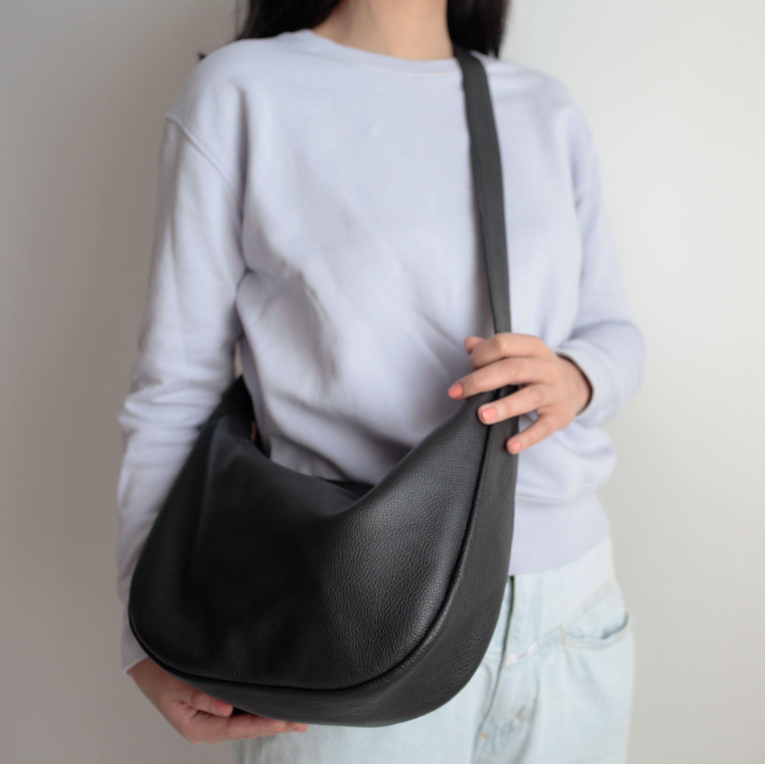 Medium Pouch Bag Black, Leather Shoulder Bag, Crossbody Bag, Pouch Bag -  Etsy