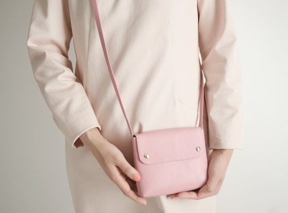 small gray crossbody purse