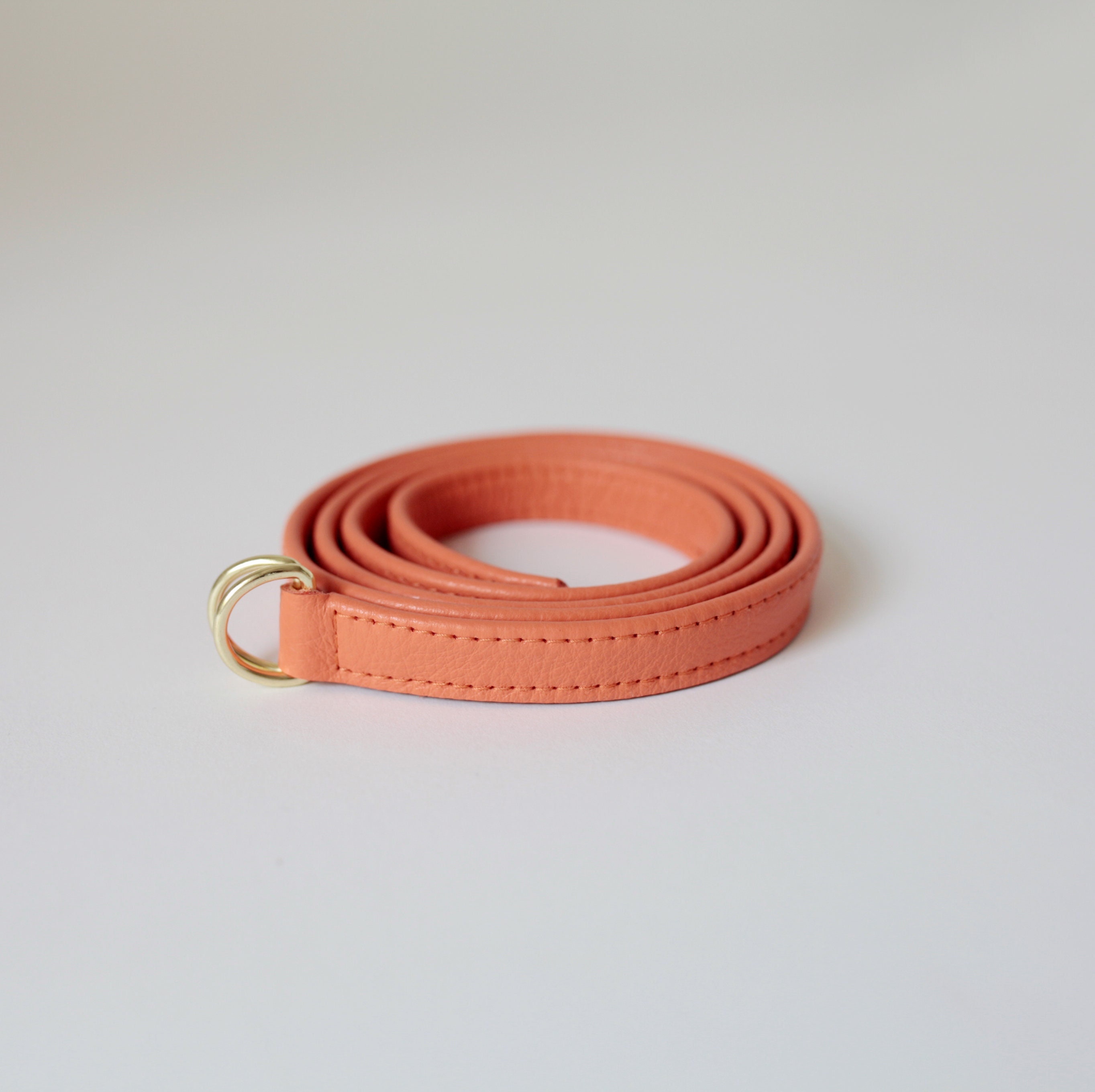 Women\'s Kettlewell Coral Leather Belt with Gold Buckle Hermes HERMES Leather Belt for Women Medor Collier de Chien  main image 2