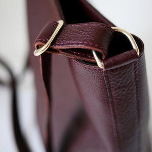 Hobo Bag Bordeaux Leather, Bucket Bag, Multifunctional Crossbody Bag, Big Shoulder Bag, Tote Bag image 2