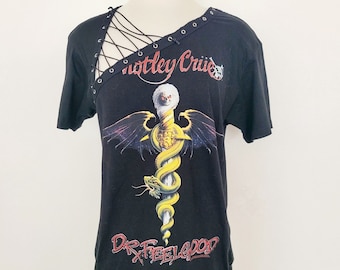 MC Dr Feelgood Lace Up Band Shirt
