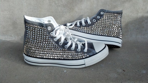 chuck taylor studded converse