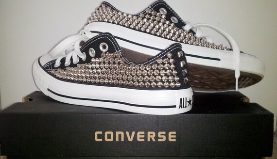 studded converse white