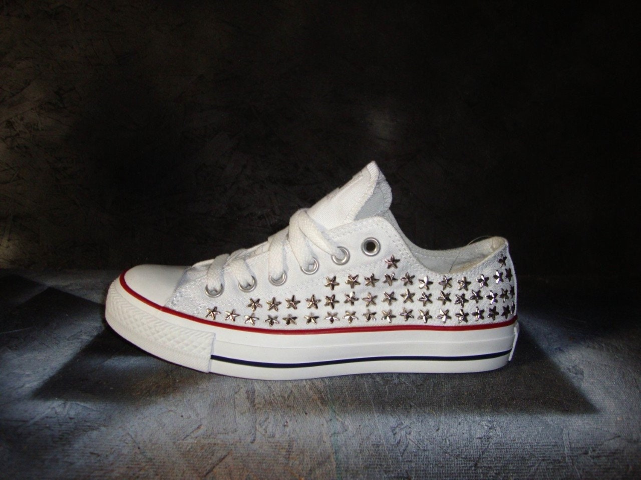 chuck taylor all star studs high top
