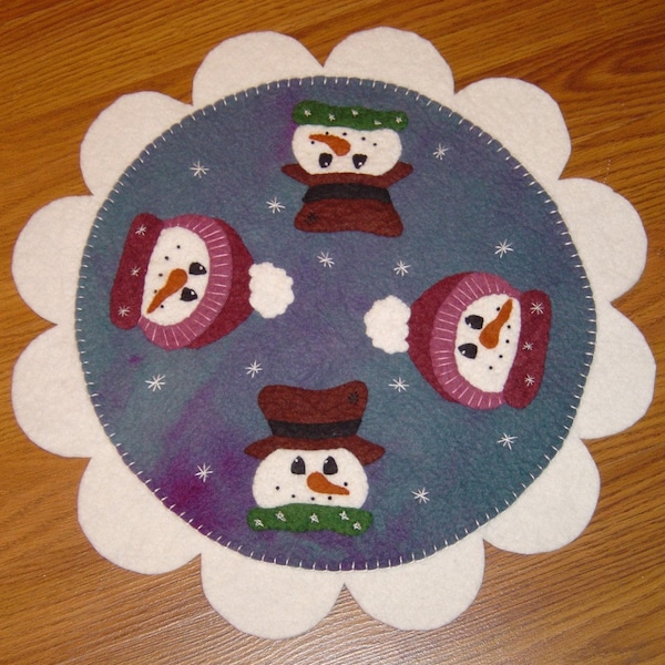 Primitive Wool Felt Four Frosty Snowmen Candle Mat/Penny Rug Epattern PDF