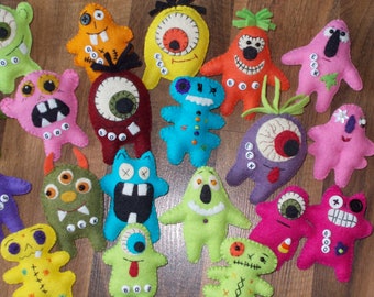 Primitive Halloween Filz PDF ePattern Eine Horte von Monstern