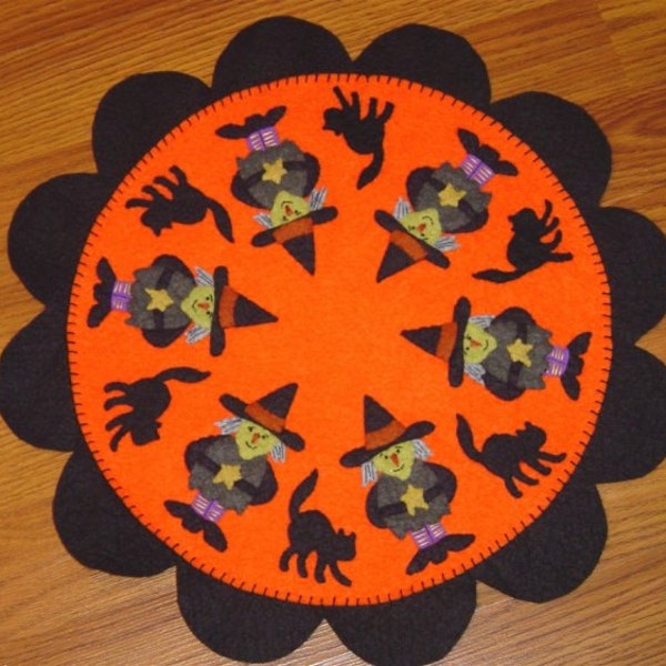 Primitive Wool Felt Halloween Candle/Table Mat Epattern PDF "Which Witch"