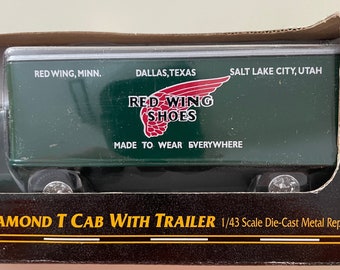 1943 Diamond T Cab With Trailer Red Wings Shoes 1997 Ertl Collectibles with Serial Number