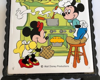Mickey & Minnie Mouse 4 Footed Trivet Walt Disney Productions Kitchen Decoration