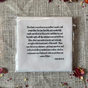Set of 16 Baby Bible Verse Quilt Squares - Fabric Charm Pack - 3.5", 4.5", or 5" Precut Scripture Fabric Bild 2