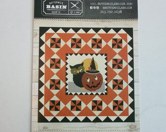 Quilt Pattern, Fall Wall Hanging, Pumpkin Quilt, Wool Fall Quilt Pattern, Applique Wall Hanging Pattern, Autumn Quilt Pattern, PATTERN ONLY