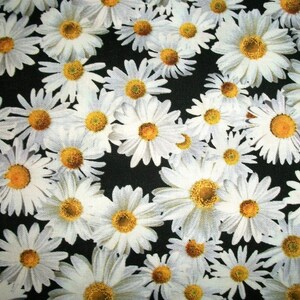 Flower Fabric, Daisy Fabric, Spring Fabric, By The Yard, Timeless Treasure, Quilting Fabric, Craft Sewing Fabric, Novelty Floral Fabric