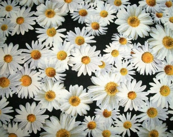 Flower Fabric, Daisy Fabric, Spring Fabric, By The Yard, Timeless Treasure, Quilting Fabric, Craft Sewing Fabric, Novelty Floral Fabric