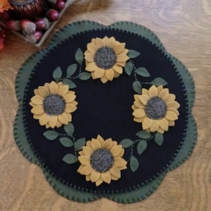 Wool Applique Pattern, Sunflower Pattern, Summer Wool Applique, Wool Candle Mat, Penny Rug Pattern, Garden Applique Pattern, PATTERN ONLY