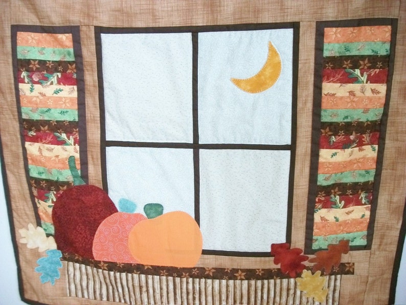 Quilted Wall Hanging, Fall Decor, Autumn Wall Hanging, Pumpkin Decor, Fall Leaves, Quilt, Wall Art, Halloween Decor image 3