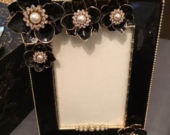 Black enamel frame, bejeweled frame, black and gold flower motif, 4 x 6 photo, Hollywood regency, art deco, tabletop, stunning, gift