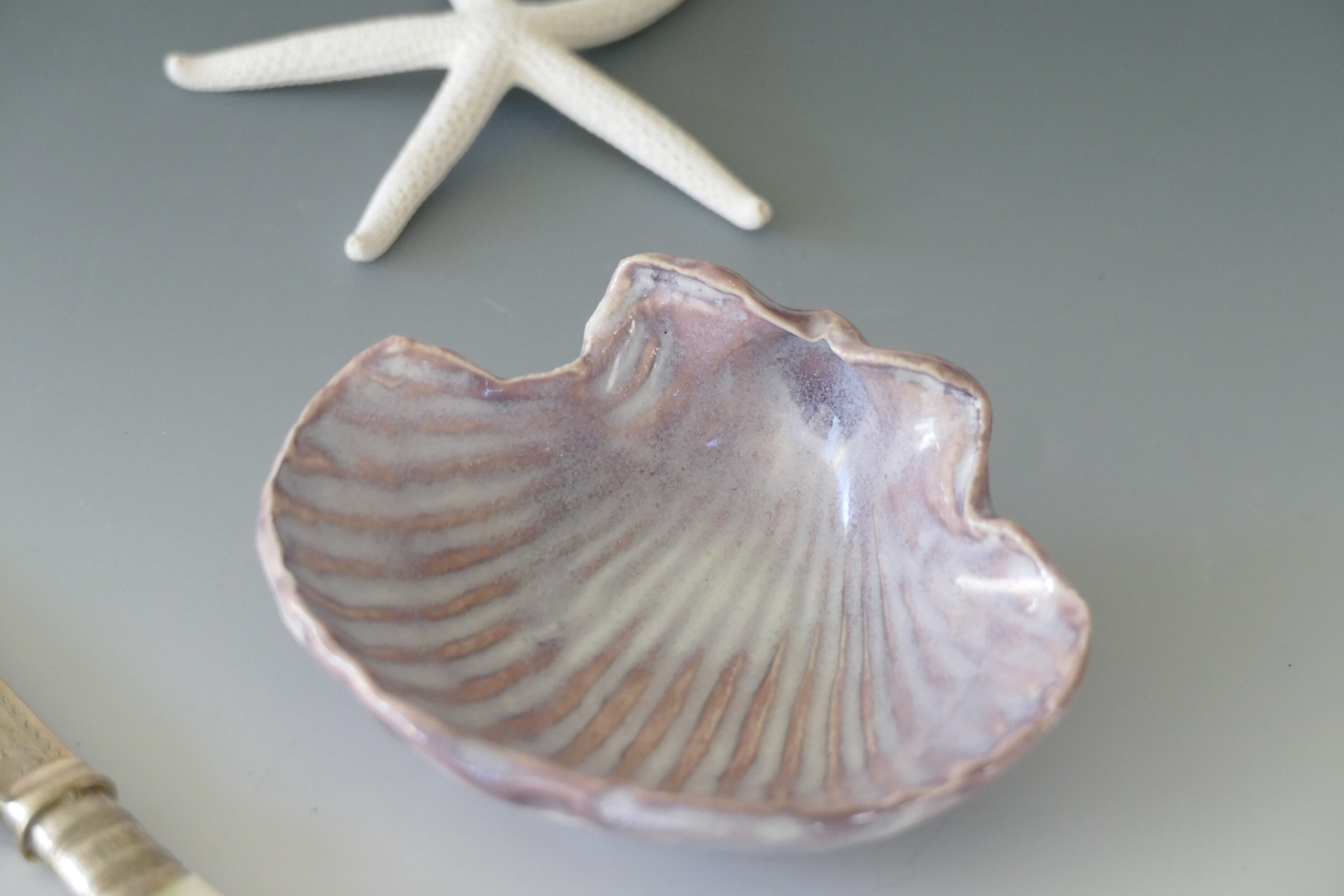 Beautiful Misty Sea Lavender Ceramic Shell Dishes! Perfect size for t…