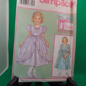 childrens and girls dress simplicity 5077