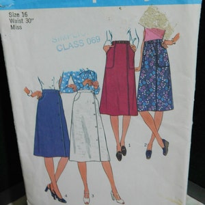 misses front-wrap skirt size 16 waist 30&quot; miss Pattern simplicty 8031