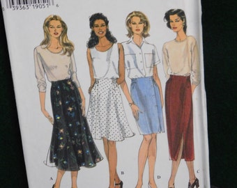 Misses' set of skirts Simplicity 7206