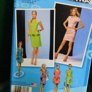 misses / miss petite dress in two length with  sleeve  variation pattern simplicity 0575