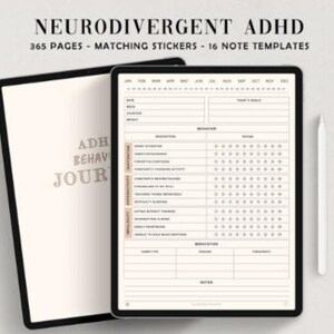 Peut inclure: Un agenda numérique avec le texte "NEURODIVERGENT ADHD" et les détails "365 PAGES - MATCHING STICKERS - 16 NOTE TEMPLATES." L'agenda est ouvert sur une page avec un journal quotidien détaillé. Un stylet repose à côté de l'agenda.