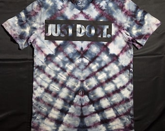 Talla S - Camiseta Nike Just Do It Upcycled Tie Dye