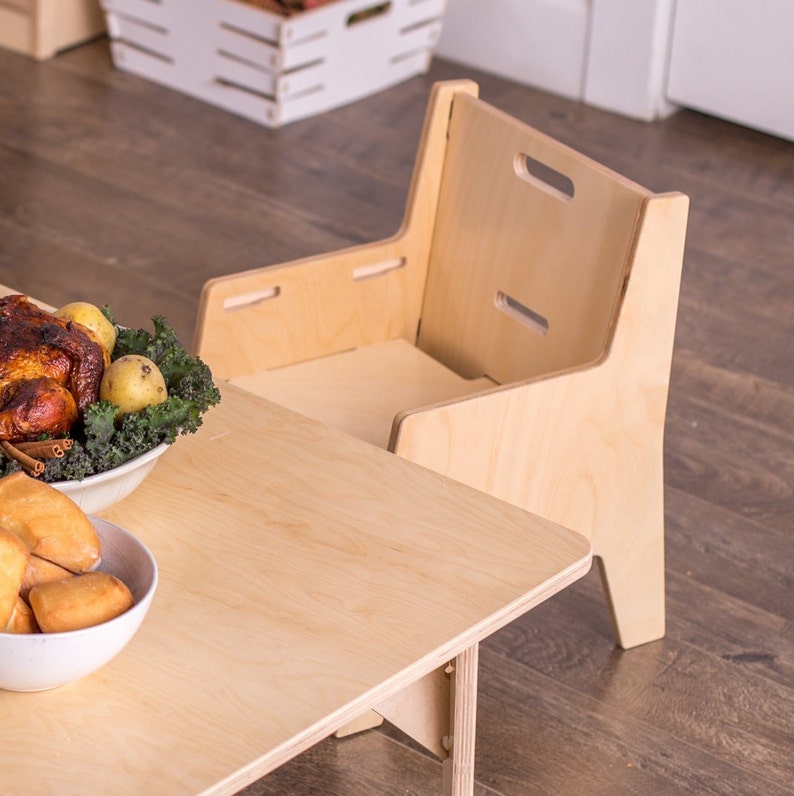 Adjustable Montessori Weaning Chair