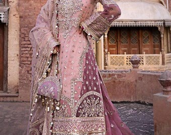 Rozemelkroze geborduurde mehndi Sharara Salwar: Pakistaans-Indiase trouwjurk XS-3XL