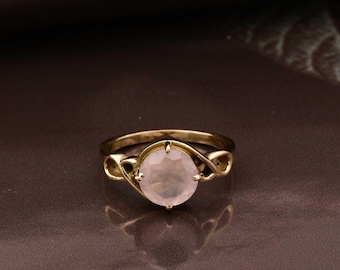Rose Quartz Gold Ring, Vintage Style Gemstone Ring, Pink Stone Ring for Women, Boho Engagement Ring, Handmade Jewelry Gift