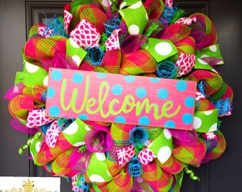 Summer Wreath with Welcome Polka Dot Sign