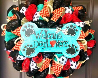 Dog Mom Wreath, Love Dogs, Gift For Dog Mom, Rescue Dog Mom, Dog Mom wreath, Dog Mom Decor, Fur Mama, Dog Lover