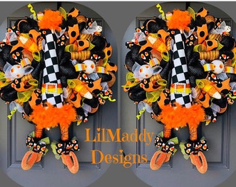 Halloween Harlquin Witch Hat Wreath, Halloween Wreath, Halloween Decorations, Halloween Decor, Halloween Swags, Door Decor