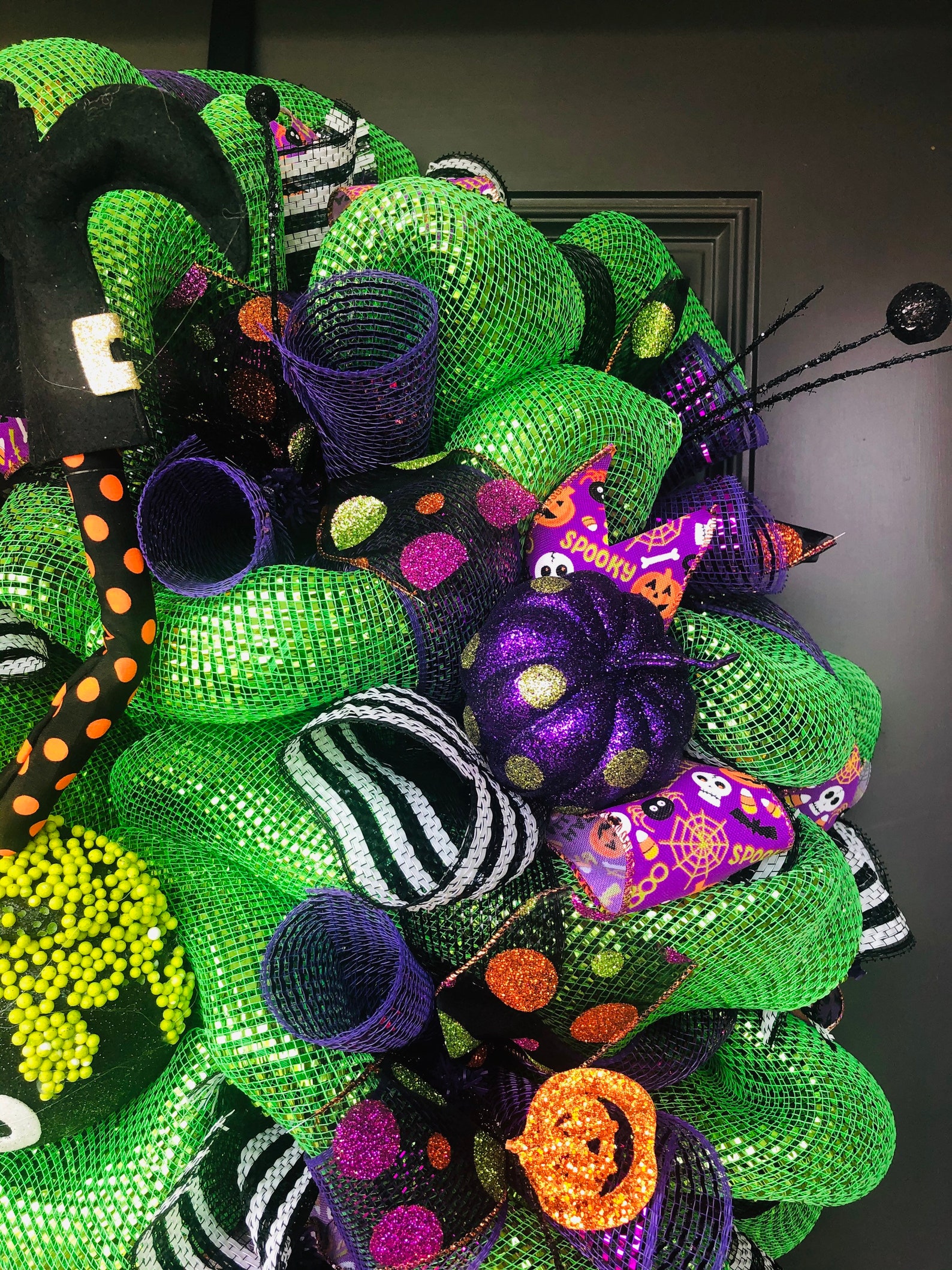 Halloween Wreath for Front Door, Boo Pot, Witch Pot With Legs, Boo ...