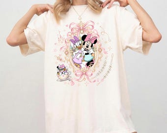 Comfort Colors Disney Minnie Daisy Shirt, Disney Girls Shirt, Disney Besties Shirt, Disneyworld Shirt, Disney Girls Shirt, Disneyland Tee