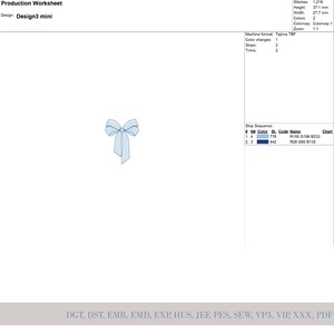 Puede incluir: Dise&ntilde;o de bordado de lazo azul claro. El lazo est&aacute; centrado sobre un fondo blanco. El dise&ntilde;o es para bordado a m&aacute;quina y est&aacute; etiquetado Design3 mini.