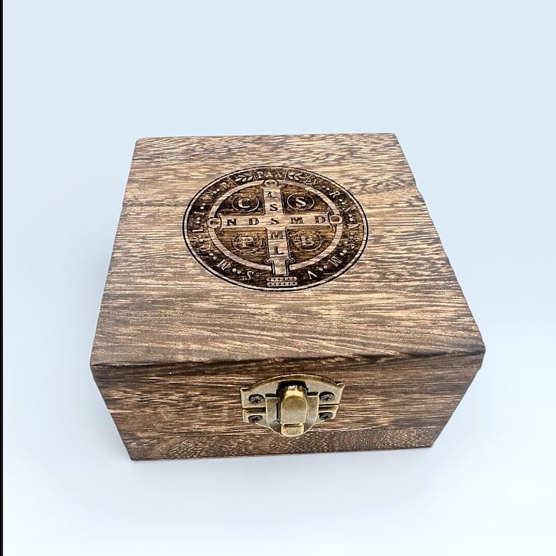 Prayer box bible verse gift personalized wooden prayer box Christian prayer request box faith keepsake box encouragement gift close up