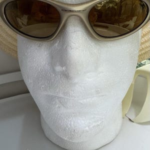 Vintage Oakley Minute 1.0 Sunglasses - Gold Metallic Frame - Amber Lenses - Rare.  USA image 10