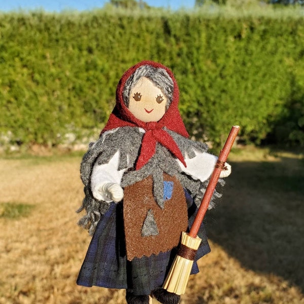 La Befana Doll - Christmas Witch - Kitchen Witch -  Italian Christmas - Sweet Witch - Italian Tradition